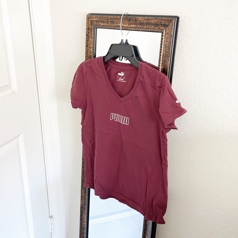 Puma maroon v-neck short sleeve t-shirt